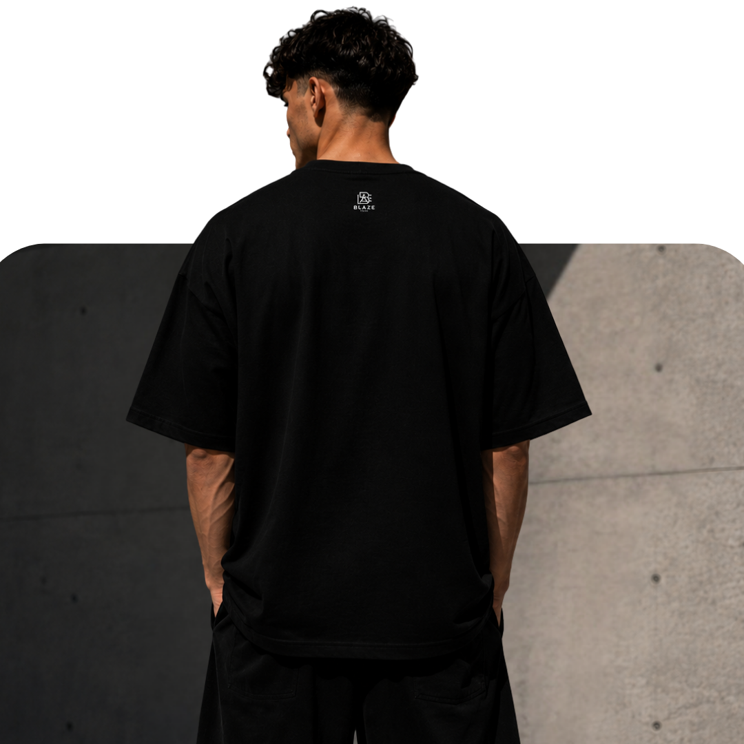 Blaze Icon fashion tee с clean front logo и bold graphic design на гърба